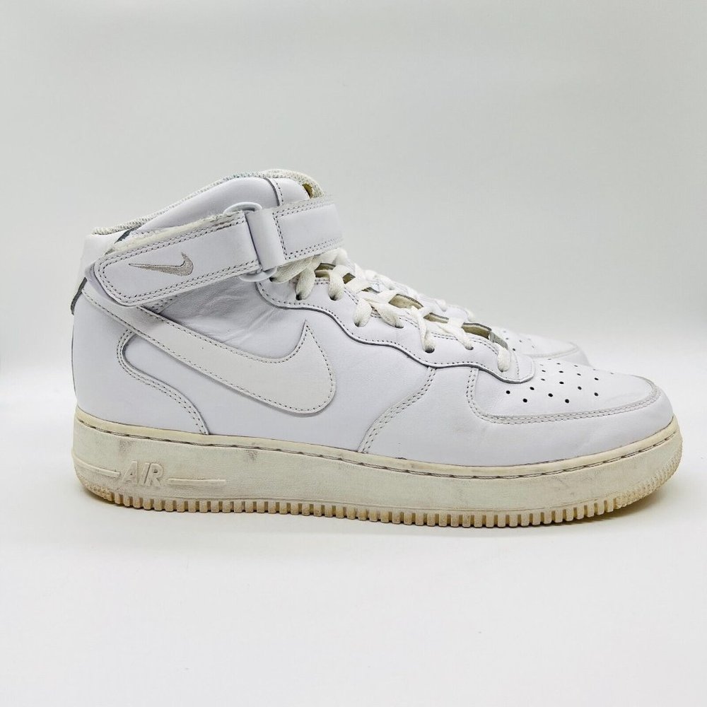 Nike Air Force 1 Mens Size 12 Triple White Basketball Shoes High Top Mid '07